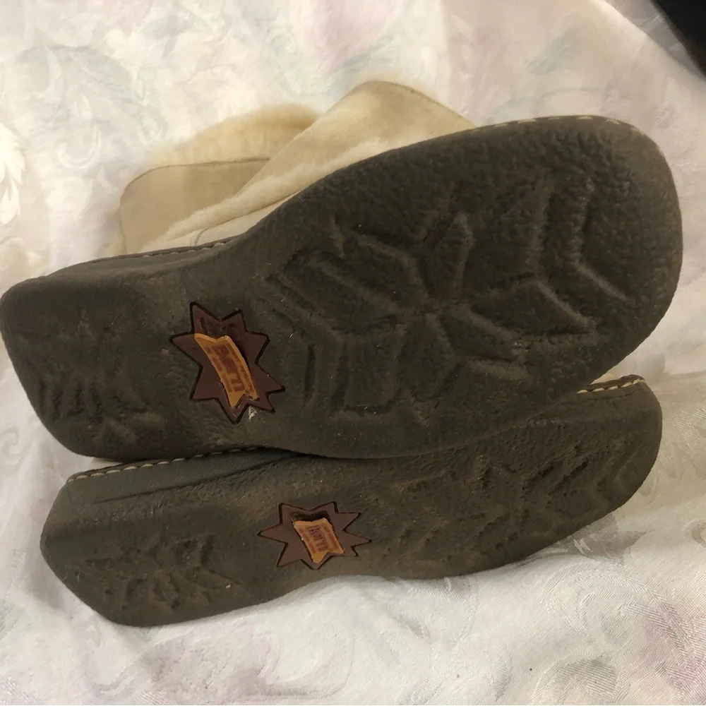 Born Vintage Suede Leather Shearling Lined Square Toe  Cream Winter Boots size 7